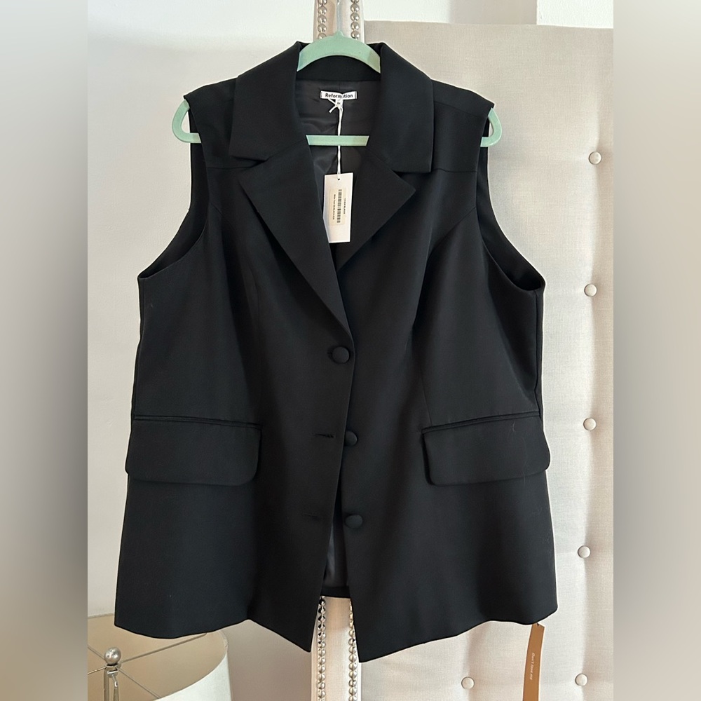NWT Reformation black vest $168